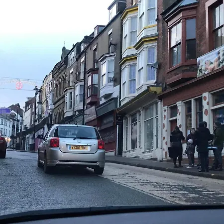 Happy Hippy * Scarborough